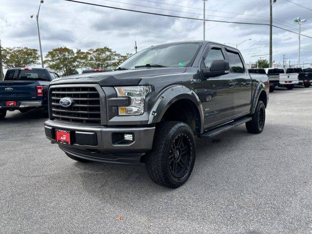 2017 Ford F-150 XLT 4WD photo