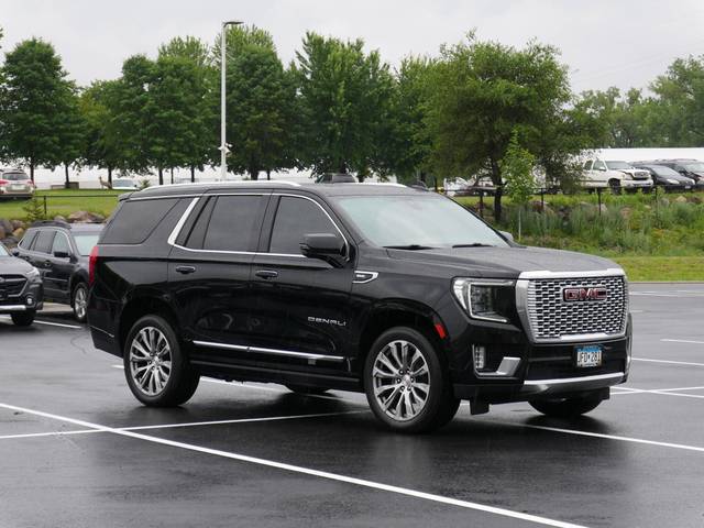 2021 GMC Yukon Denali 4WD photo