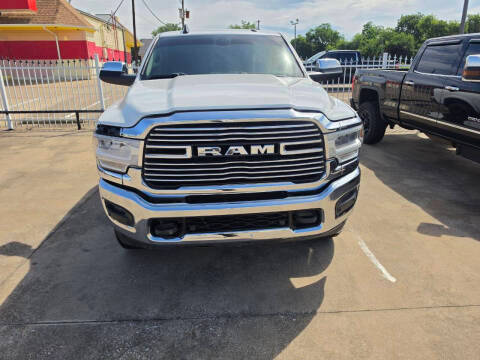 2019 Ram 2500 Laramie 4WD photo