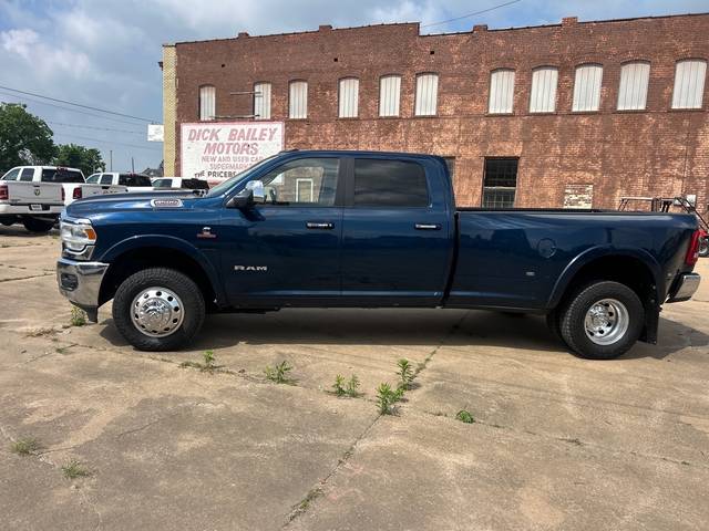 2022 Ram 3500 Laramie 4WD photo