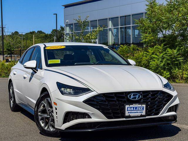 2022 Hyundai Sonata SEL FWD photo