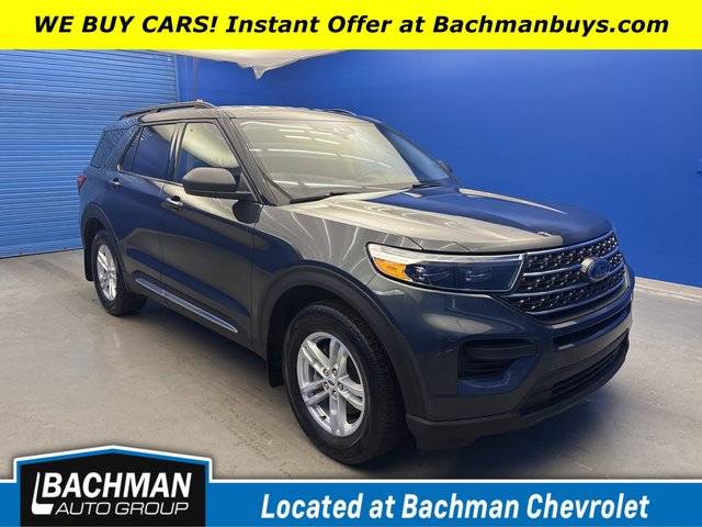 2022 Ford Explorer XLT 4WD photo