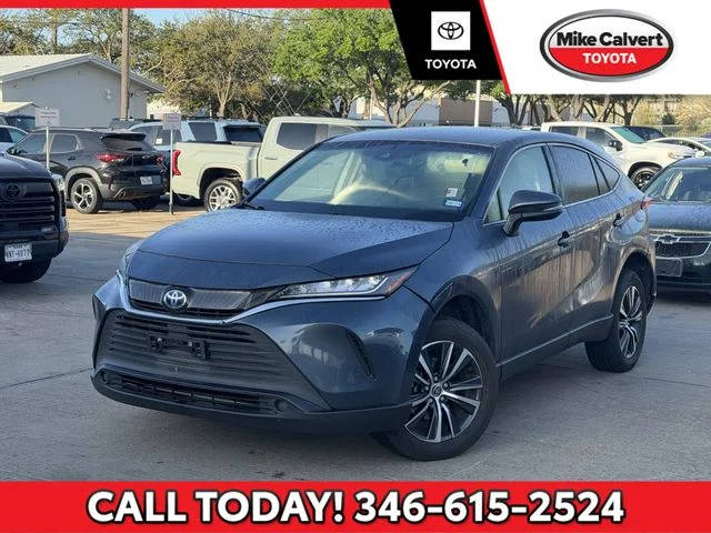 2022 Toyota Venza LE AWD photo