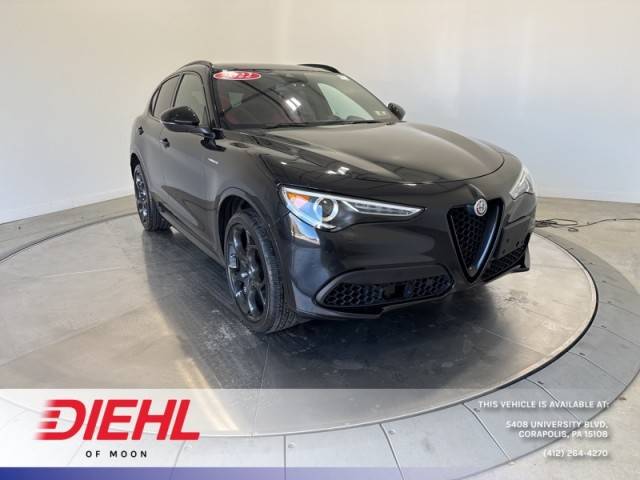 2022 Alfa Romeo Stelvio Veloce AWD photo