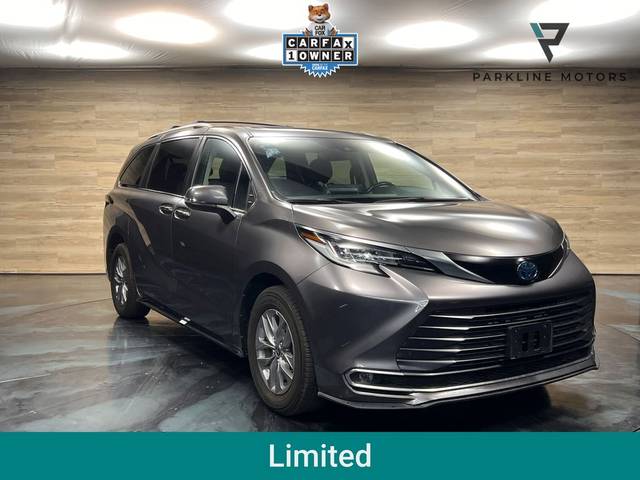 2022 Toyota Sienna Limited AWD photo