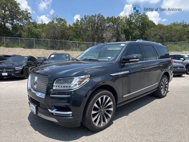 2021 Lincoln Navigator Reserve RWD photo
