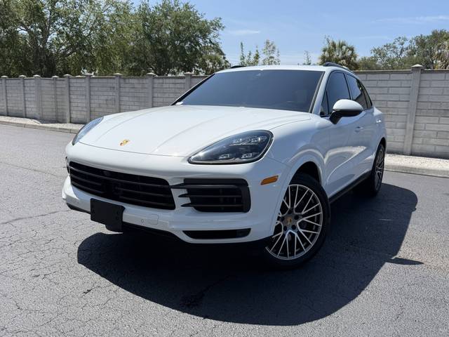 2022 Porsche Cayenne Platinum Edition AWD photo