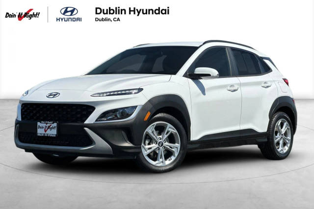 2022 Hyundai Kona SEL FWD photo
