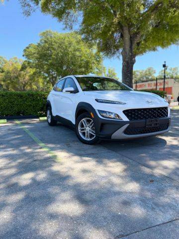 2022 Hyundai Kona SE FWD photo