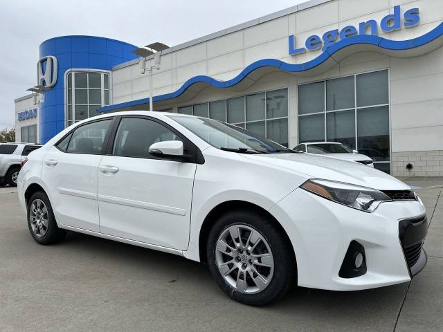 2015 Toyota Corolla S FWD photo