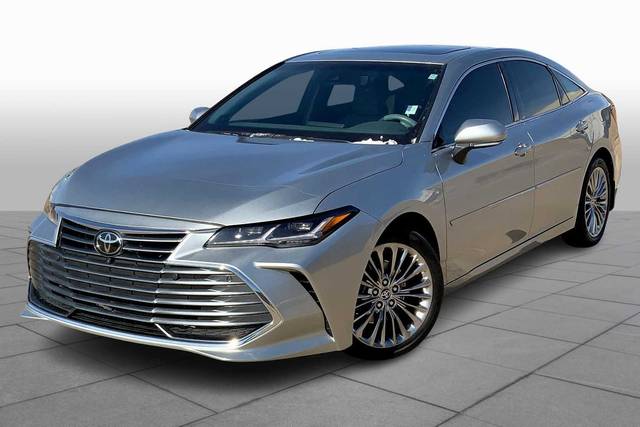 2022 Toyota Avalon Limited FWD photo