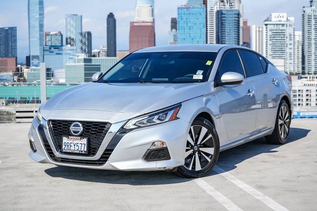 2022 Nissan Altima 2.5 SV FWD photo