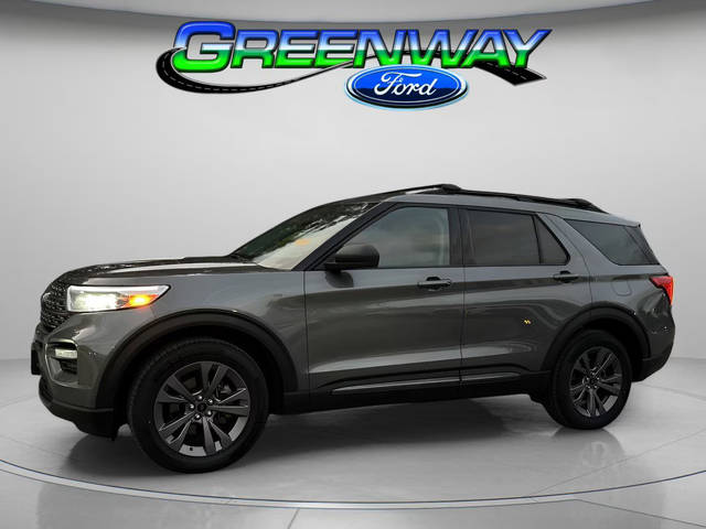 2022 Ford Explorer XLT 4WD photo