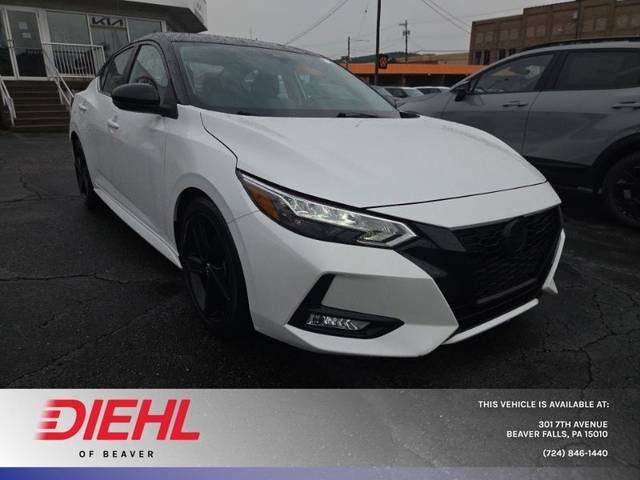 2022 Nissan Sentra SR FWD photo