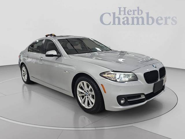 2015 BMW 5 Series 528i xDrive AWD photo
