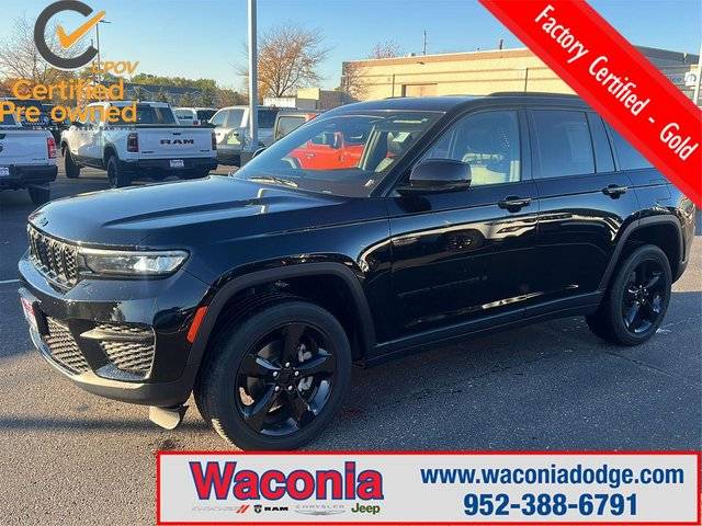 2022 Jeep Grand Cherokee Altitude 4WD photo