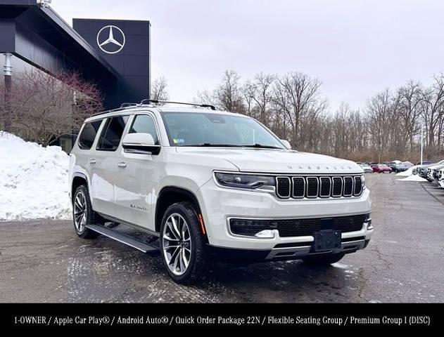 2022 Jeep Wagoneer Series III 4WD photo