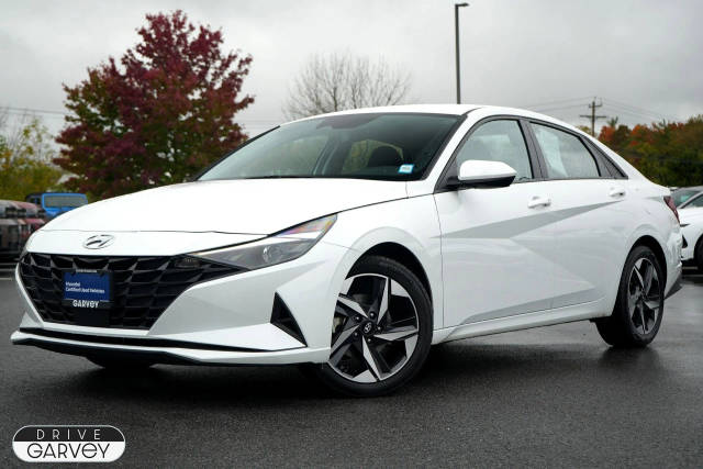 2023 Hyundai Elantra SEL FWD photo