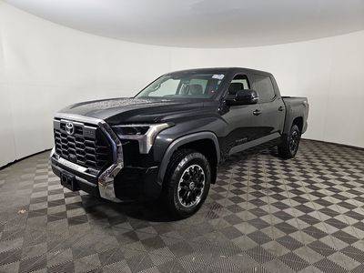 2022 Toyota Tundra SR5 4WD photo