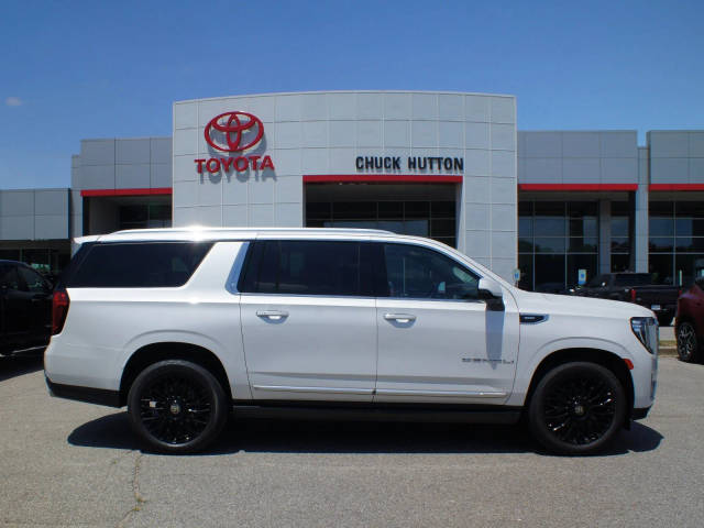 2022 GMC Yukon XL Denali RWD photo