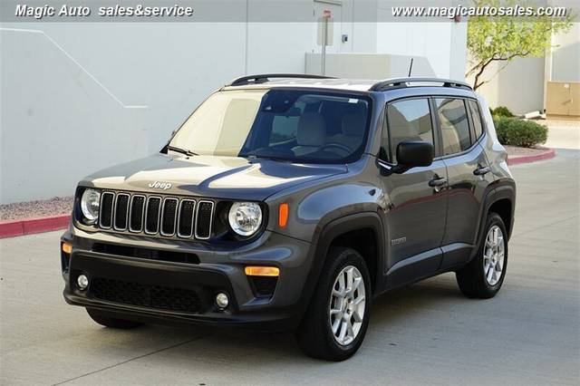 2022 Jeep Renegade Latitude 4WD photo