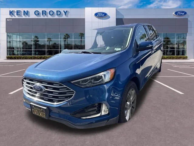 2022 Ford Edge Titanium AWD photo