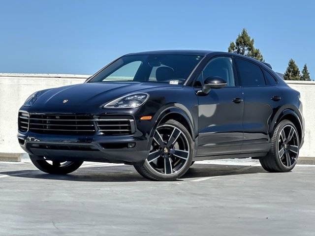 2022 Porsche Cayenne Coupe S Platinum Edition AWD photo