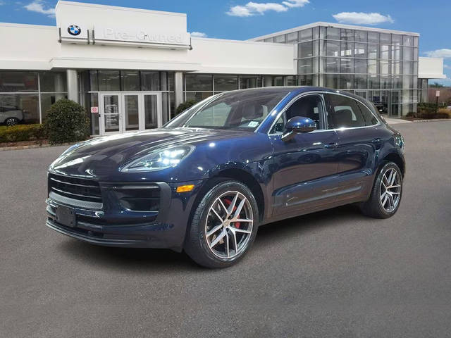2022 Porsche Macan S AWD photo