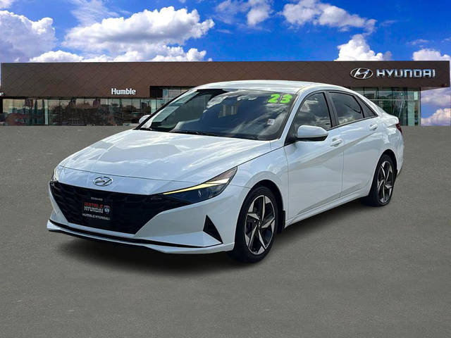 2023 Hyundai Elantra SEL FWD photo