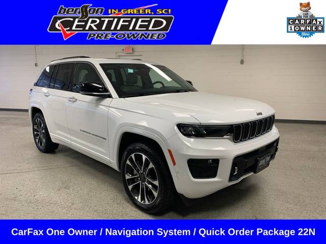 2022 Jeep Grand Cherokee Overland 4WD photo