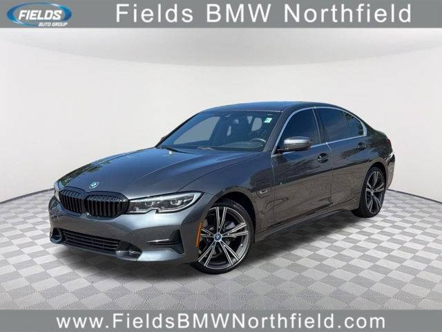 2022 BMW 3 Series 330e RWD photo