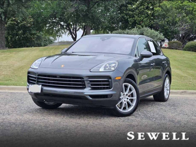 2022 Porsche Cayenne AWD photo