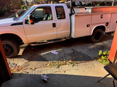 2015 Ford F-350 Super Duty XL 4WD photo
