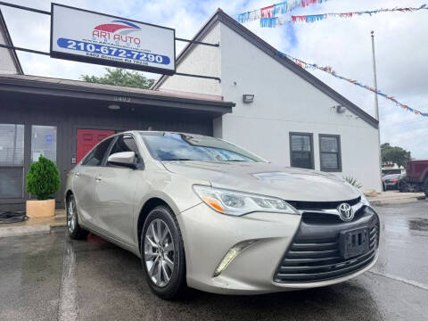 2015 Toyota Camry XLE FWD photo
