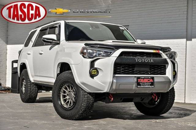 2021 Toyota 4Runner TRD Off Road Premium 4WD photo