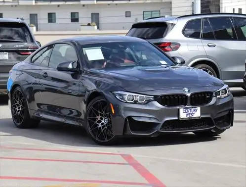 2020 BMW M4  RWD photo