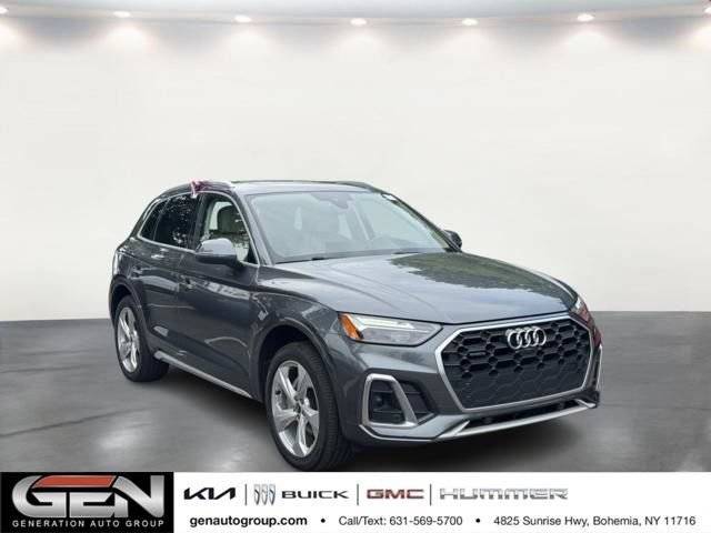 2022 Audi Q5 S line Premium Plus AWD photo