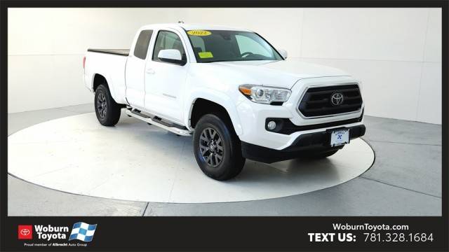 2022 Toyota Tacoma SR5 4WD photo