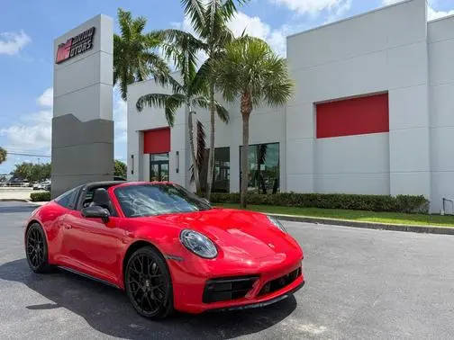 2022 Porsche 911 4S AWD photo