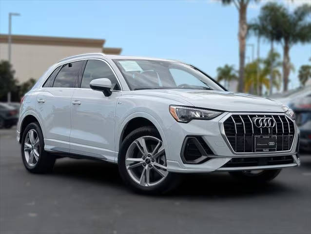 2022 Audi Q3 S line Premium AWD photo
