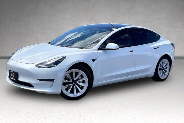 2021 Tesla Model 3 Standard Range Plus RWD photo