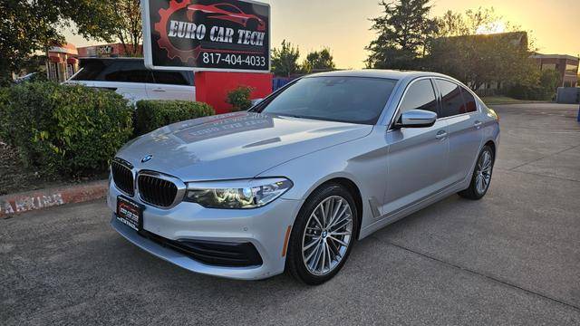 2019 BMW 5 Series 530i xDrive AWD photo