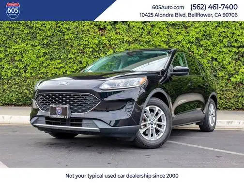 2021 Ford Escape SE FWD photo