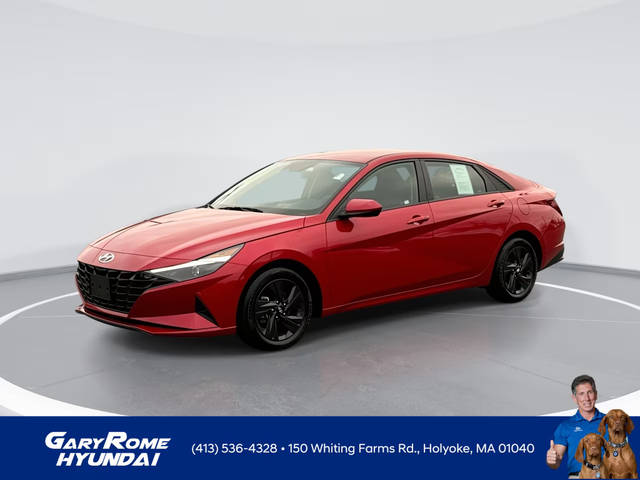 2023 Hyundai Elantra SEL FWD photo