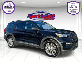 2022 Ford Explorer XLT 4WD photo