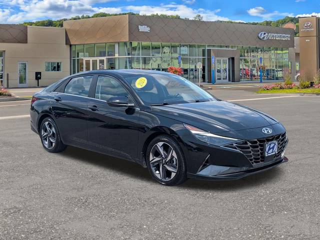 2023 Hyundai Elantra Limited FWD photo