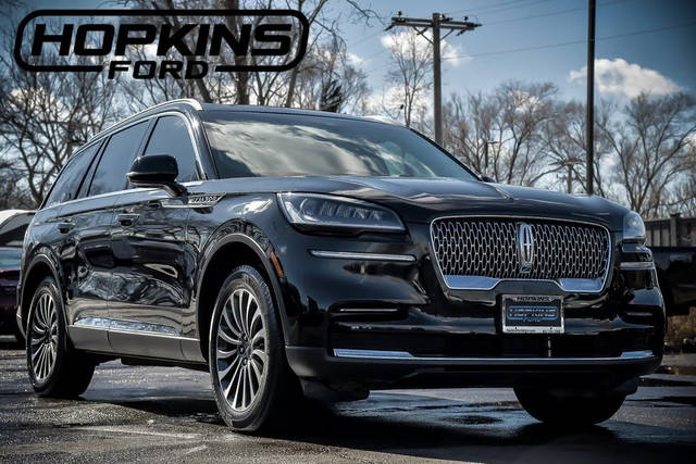 2022 Lincoln Aviator Standard AWD photo