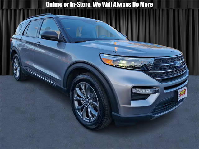 2022 Ford Explorer XLT 4WD photo