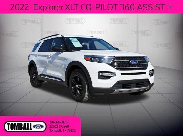 2022 Ford Explorer XLT 4WD photo