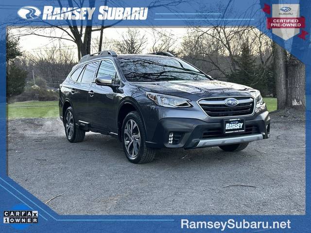 2022 Subaru Outback Touring AWD photo